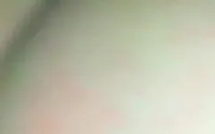 Ả điếm phục tùng mập mạp