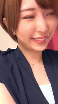 愛と欲望の不倫:止まらない性欲を持つ穏やかで落ち着いた妻が屈服!
