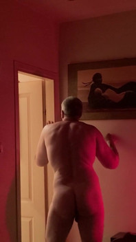 Alex Igogo Dancing