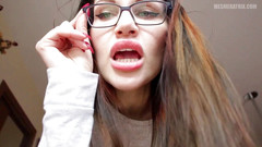 Lady Mesmeratrix Official: Спорожни свій гаманець