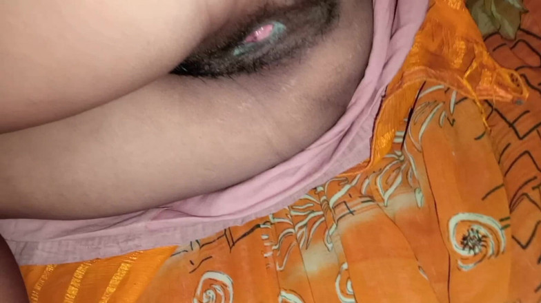 Treblsex: Užil jsem si poprvé šukání své nové manželky, indická bhabhi kundička