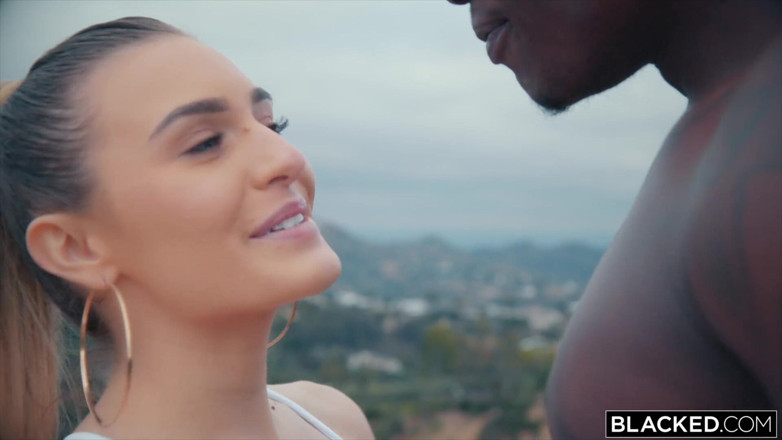 Blacked: Blacked ciasna modelka nie ma czasu na nic poza BBC