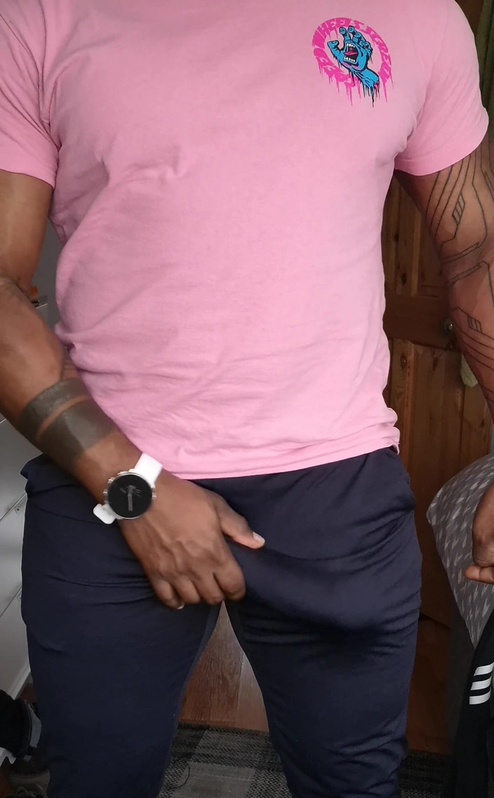 Amadeus: Yeni koşucuları sikmeyi seviyorum