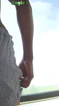 Riesiger dildo klafft mein arschloch in der sonne