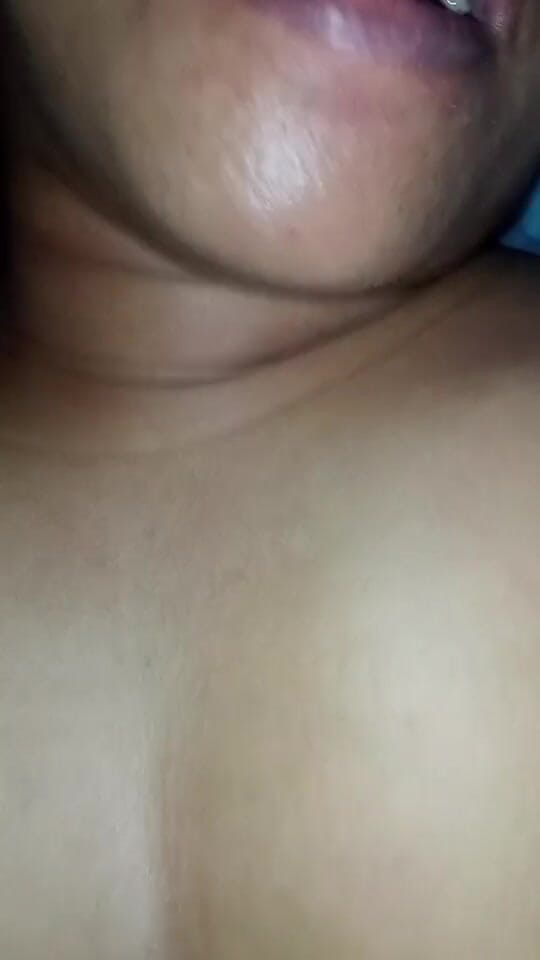 Damis_87: Aku lagi asik goyangin memek ibu tiriku sampai aku crot...