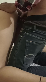 Une Indienne excitée se fait baiser, fille desi avide de sexe avec son copain à grosse bite