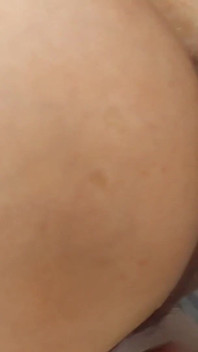 Fisting anal con una morena