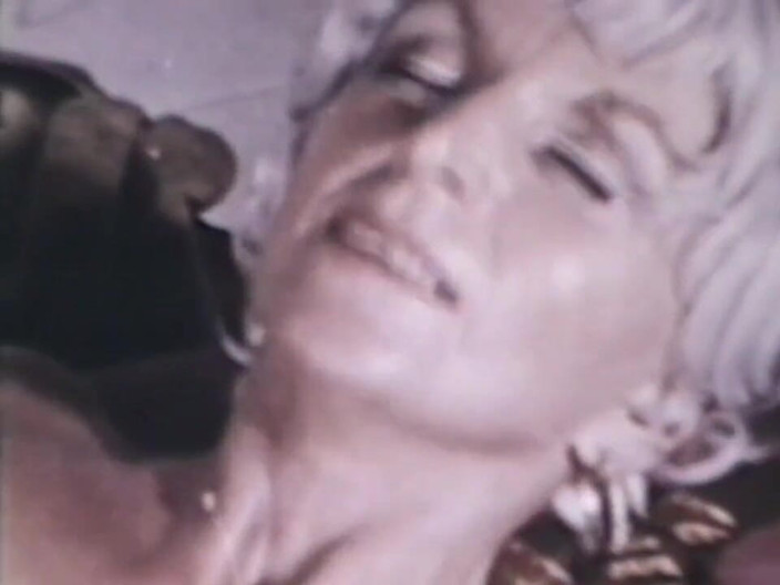 Vintage megastore: Ultra blonde mature chick loves young dicks