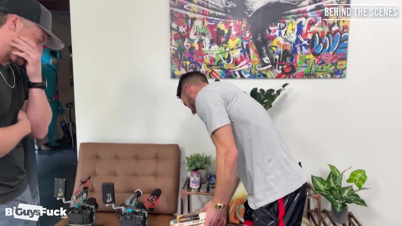 Bi Guys Fuck: 섹스 전과 섹스 후 Bts