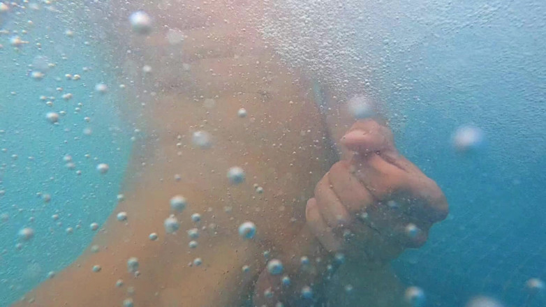 outdoor-fun: Masturbar meu tesão em Spa Bubbles em slowmotion