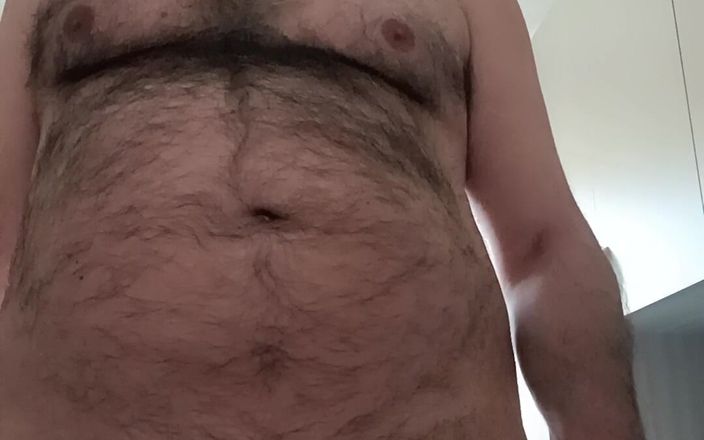 Setesesso7: Hur mycket sperma kommer ut och droppar från min hårda...