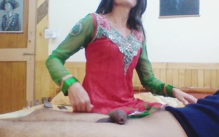 Bolly Karma: Doğum günü için ona tatlı ellerimi hediye olarak verdim rahatlatıcı...