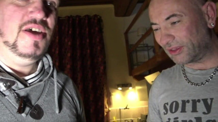 FRENCH AMATORS SEXTAPES: Velmi velký penis jí šuká zadek