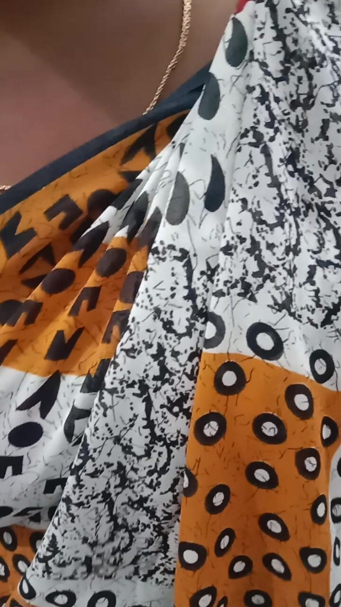 Santhi89: Awek Tamil panas yang sangat bagus