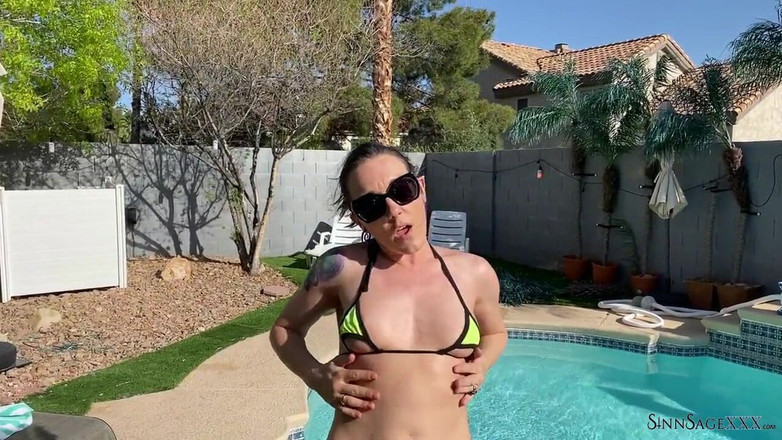 Sinn Sage: पूल वीडियो