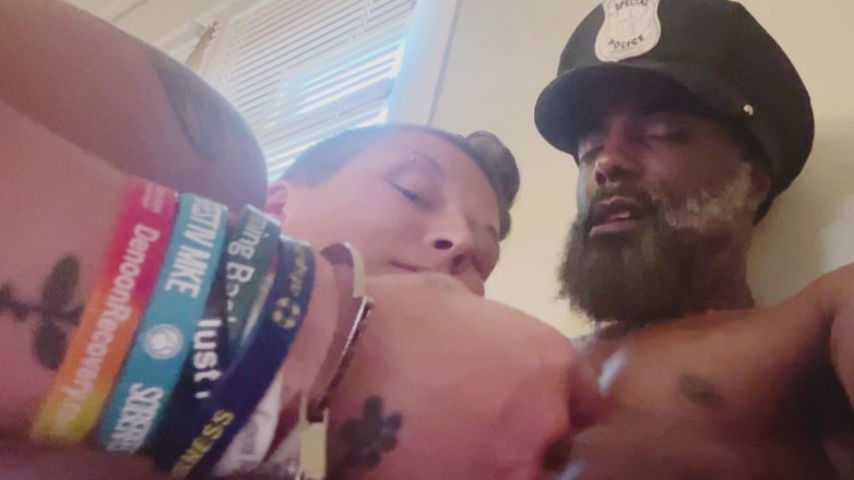 Thekookiejar: Odblokuj moją kajdanki oficer długo i będę pieprzyć moją różową...