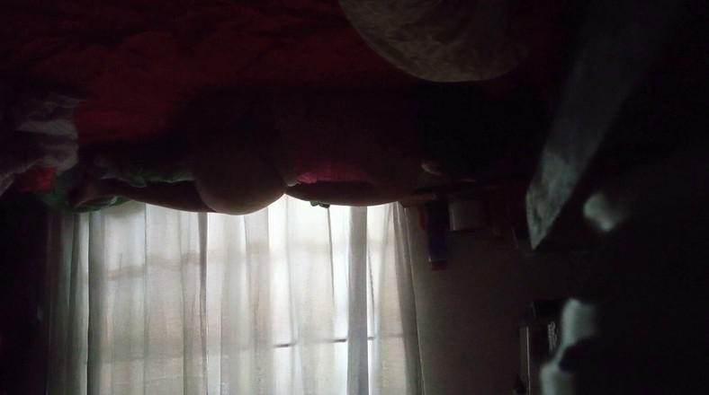 Karmicoxv: Showcam 胖乎乎的热辣人妻