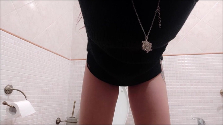 savannahamatoriale: Italian Pee and...