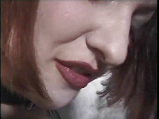 Sex Karma: Svazovaná lesba svázaná k lesbičce s plastovým obalem