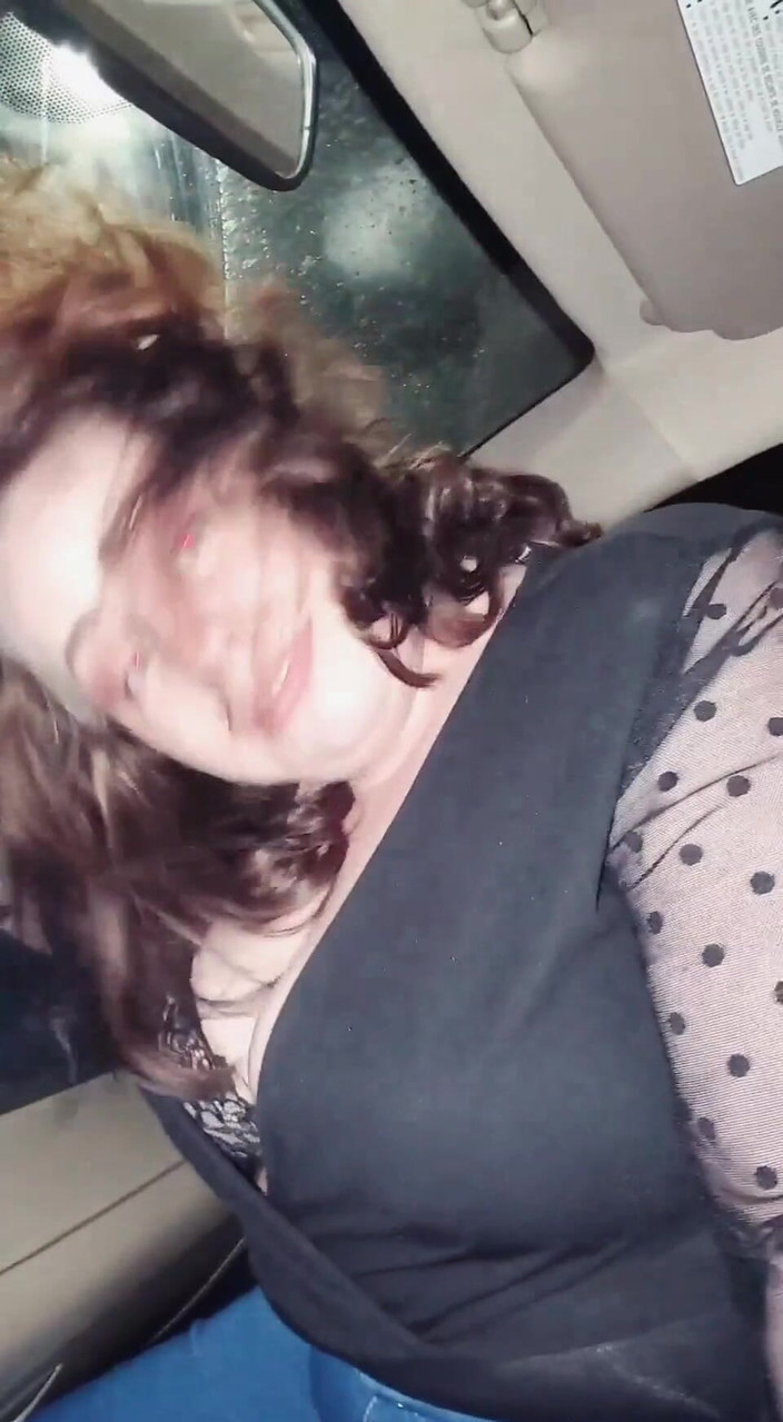 KinkyKatie: Parte 2 do orgasmo no carro