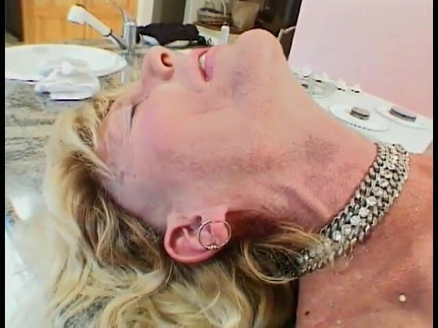Hot TRANSformations: Mature blonde shemale Diva X gets her ass polished by...