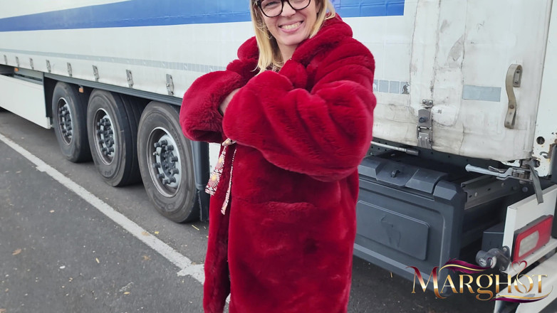 Sexymarghot: Exhib Parking Hgv: Routier Spots Me and Fucks Me Like...