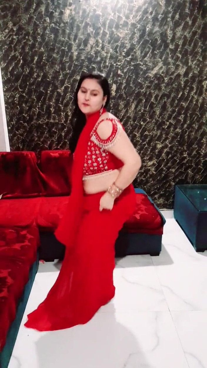 pujaprem: Laal Ghaghra