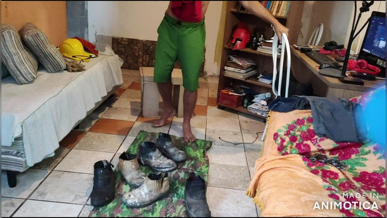 Stink HairyMale: Boty fetiš