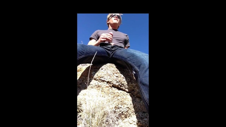 Lapetus: Våta och pissiga sprut