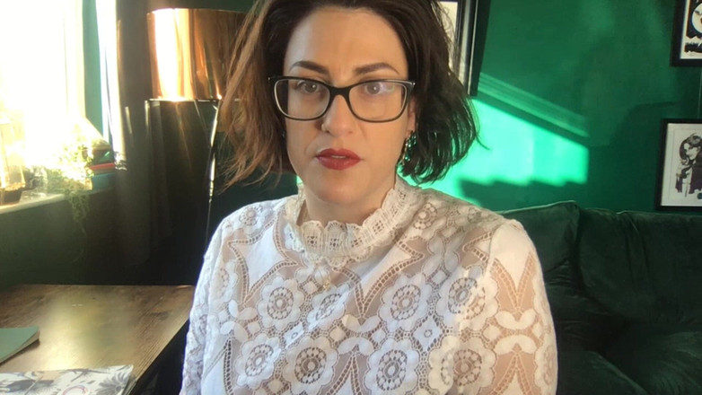 Countess diamond: Tôi chu đáo, tôi đang quan tâm.