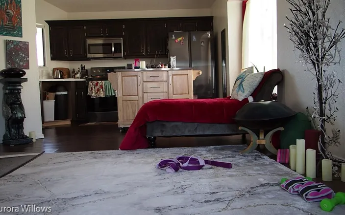 Aurora Willows: Behind the Scenes Yoga Pants Workout