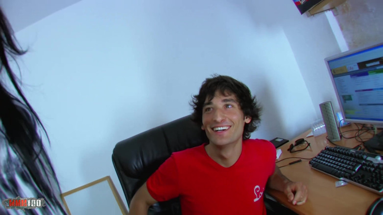 MMM100: Hochbegabte assistentin schockt Karmen Diaz