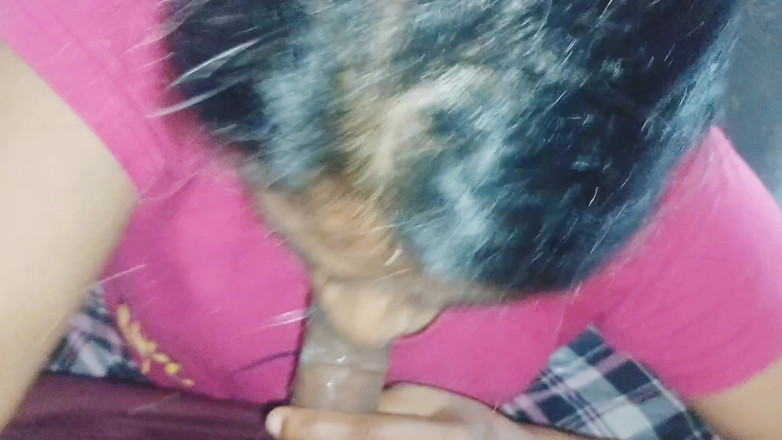 Sexy_girl_nehu: Indisk Bhabhi sperma i munnen avsugning suger styvbror stor kuk