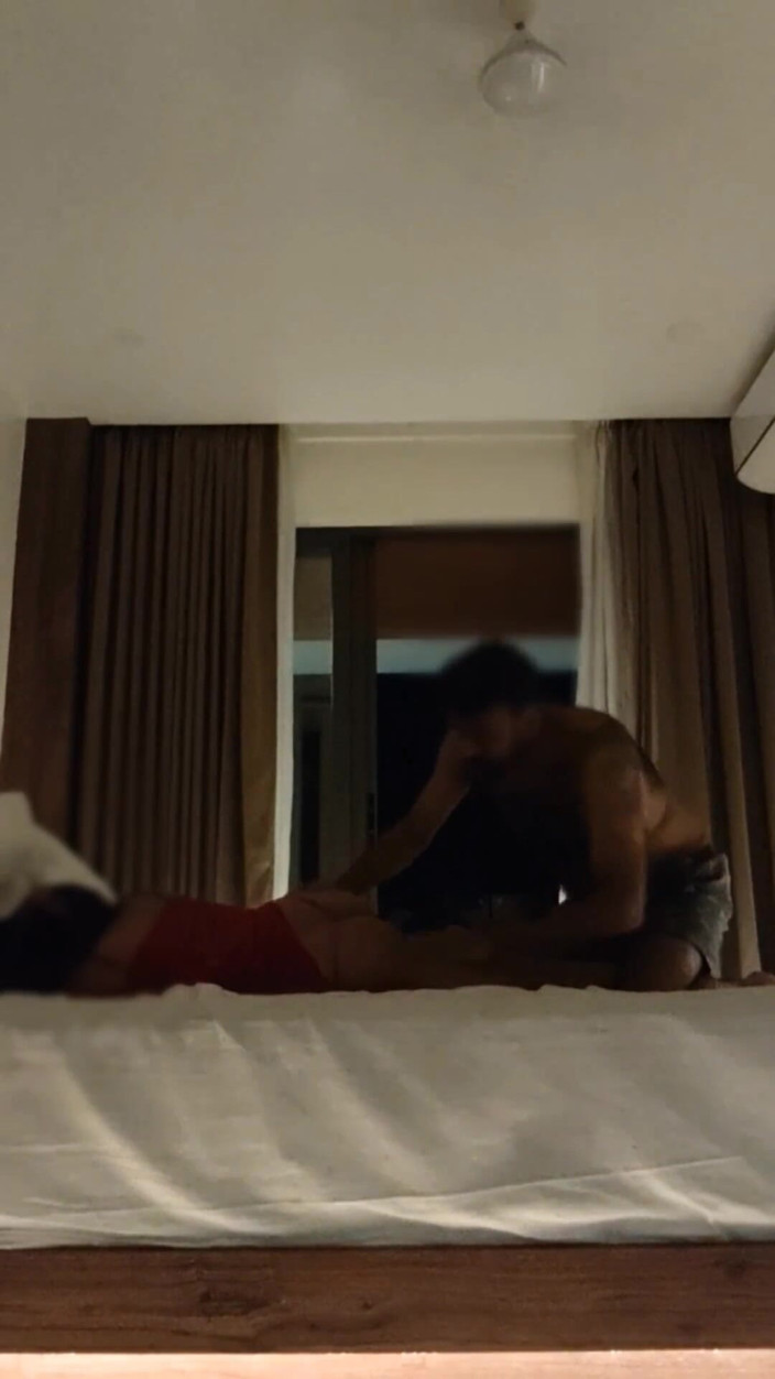 ItemRiya05: Indiana namorada fodendo com namorado em hotel