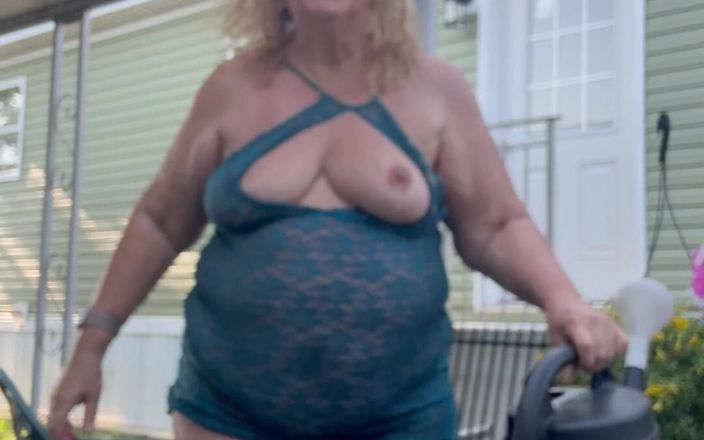 Big Ass 4 U: Woda Mój niegrzeczny ogród
