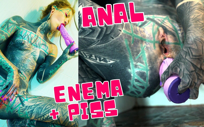 Anuskatzz: Solo nastolatka masturbacja testuje moją nową zabawkę pod prysznic