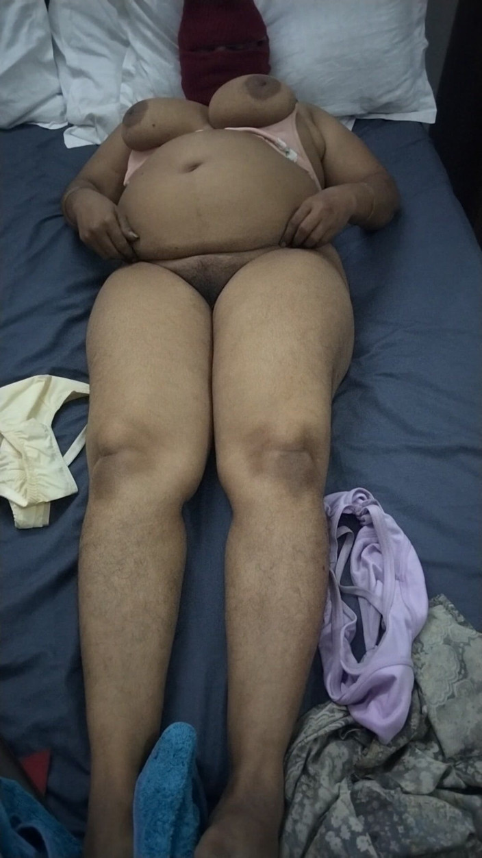 Tamil lesbian: Dirty Talking Hot Tamil Aunty