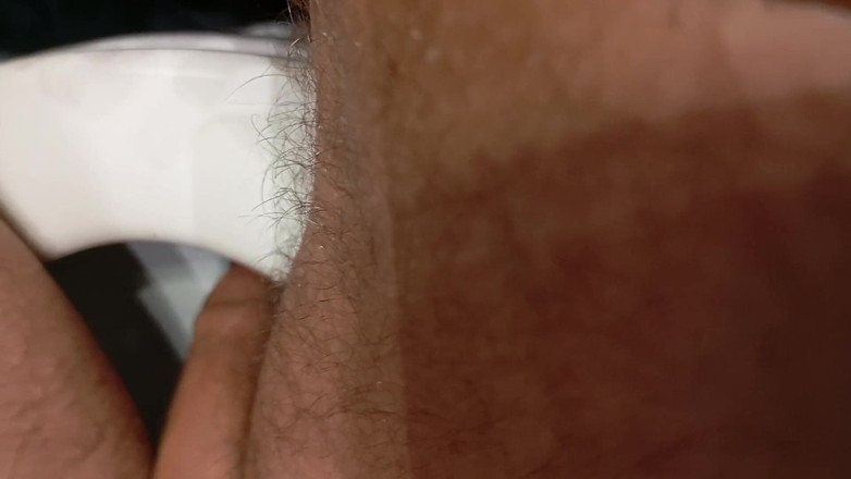 Elvissc: Guapo amateur hizo que su gran polla se corriese de...