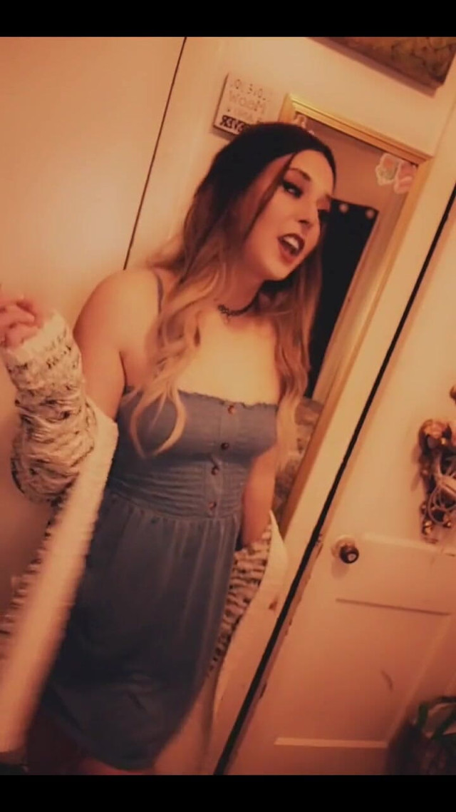 Teen Girl (Alli Anderson) Teen Girl (Alli Anderson)