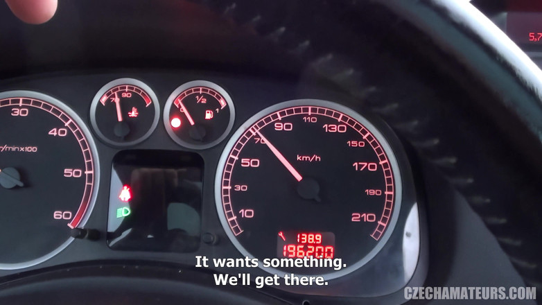 CzechAmateurs: Amateur checa modelo de 90 le encanta ponerse pervertida