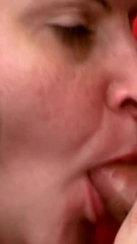 Charming bbw brunette humping hard