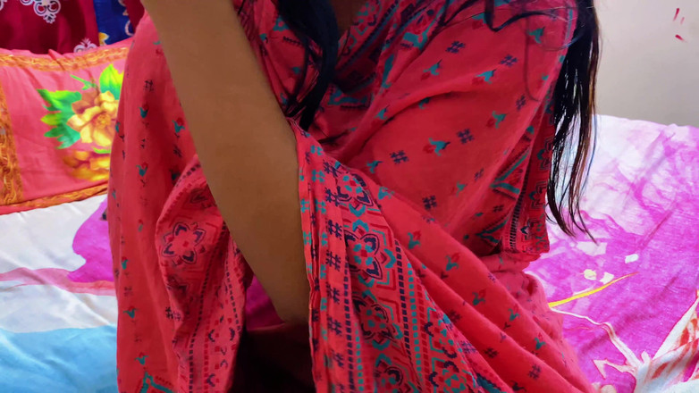 Bdsex24: Sexy horney bavhi fickt hart, wenn Alon im zimmer, sex...