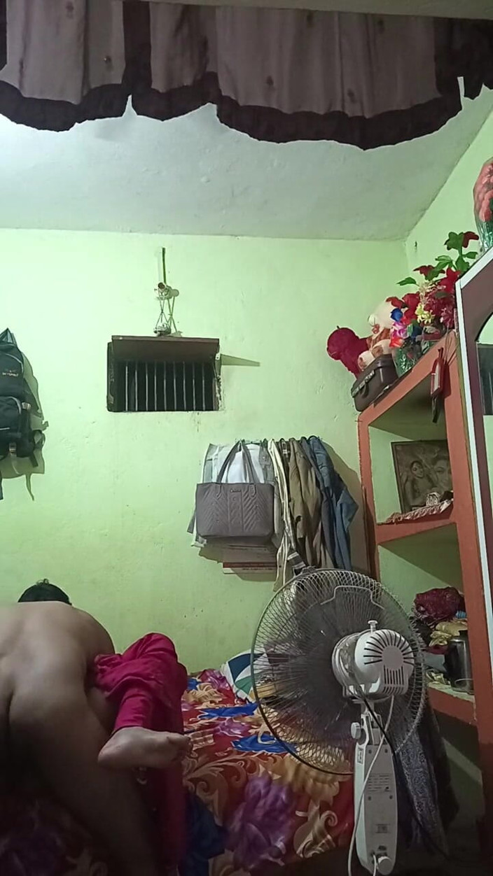 pooja99999: Przyrodni brat pieprzył przyrodnią siostrę