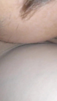 Succoso pompino dal mio ragazzo che adora la mia figa