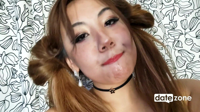 Datezone: สาวอ้วนเอเชียใช้ของเล่นลูบไล้หีอวบอิ่ม