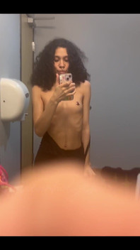 Desperate Public Pissing Ugh