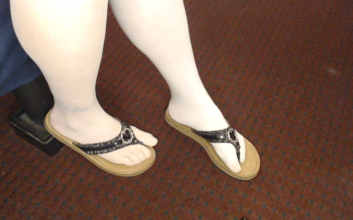 TLC 1992: 穿着人字拖的长腿丝袜