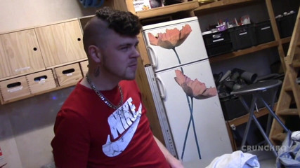 BAREBACK FUCK CLUB: Leo cremapied in sneaker by French Stepdaddy