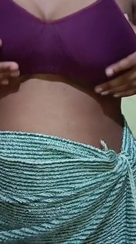 Indane Girl Very Very Hot Video