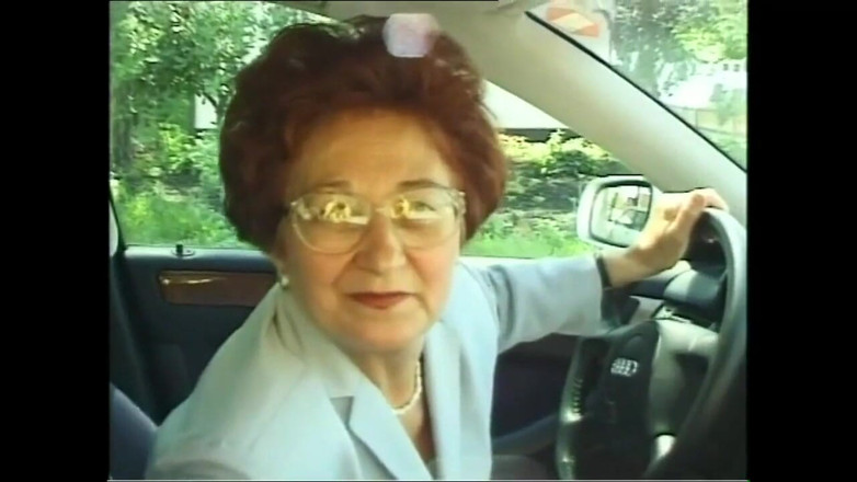 Still Slut: Putas maduras vintage con grandes tetas y coño peludo solo...